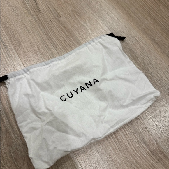 Cuyana Tan Leather Tote Bag Spacious Minimalist Design - Picture 8 of 8